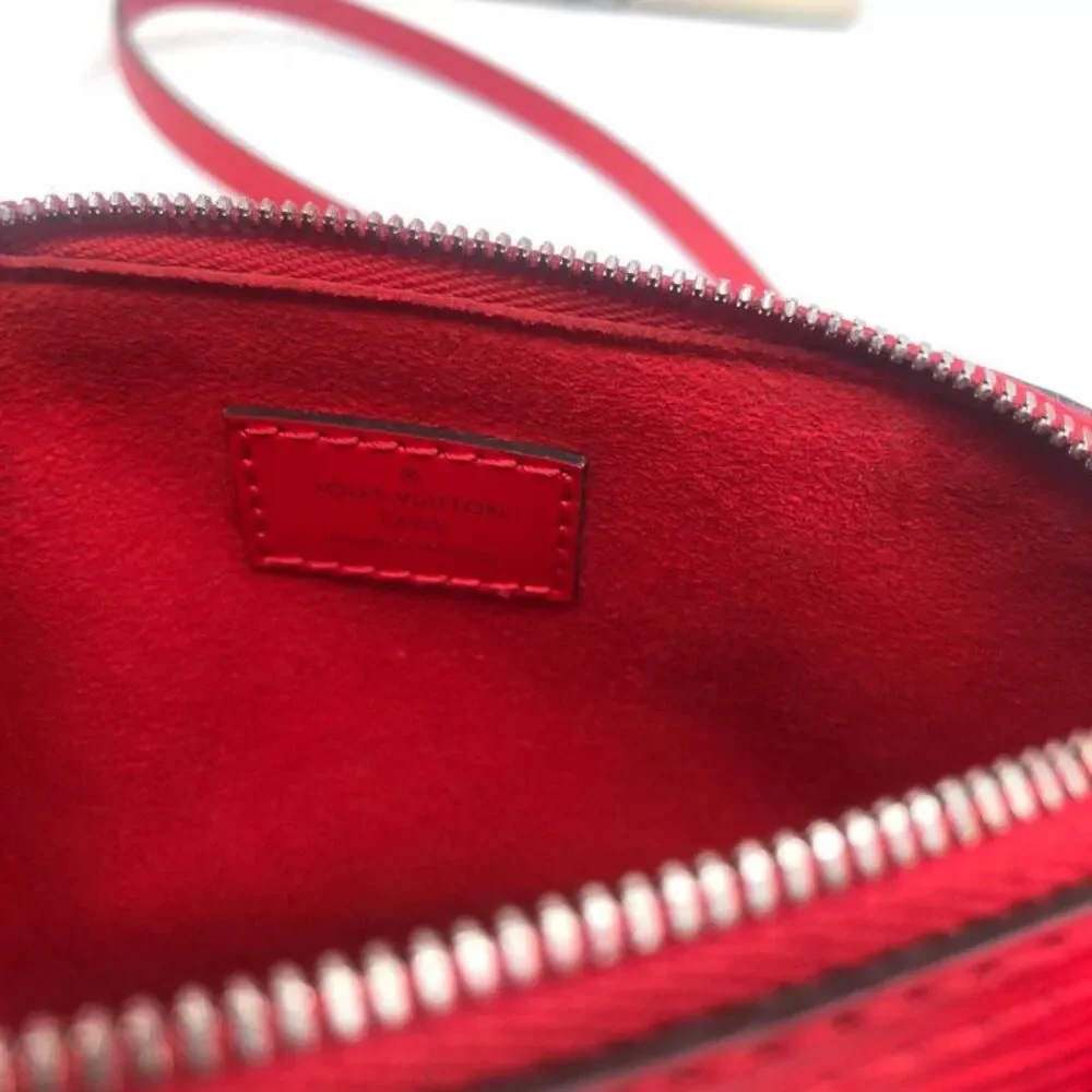 Louis Vuitton Women Pre-Loved Bag Very Good Condition